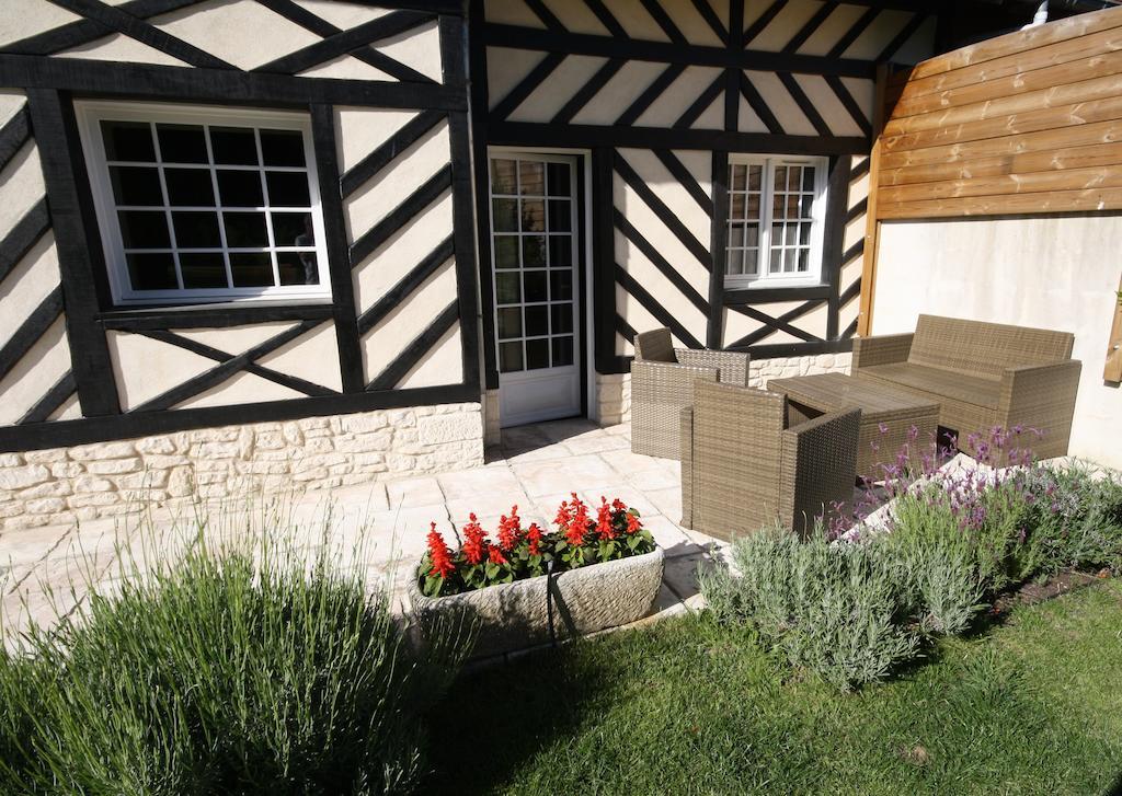 Manoir De La Croix-Sonnet Bed & Breakfast Trouville-sur-Mer Phòng bức ảnh